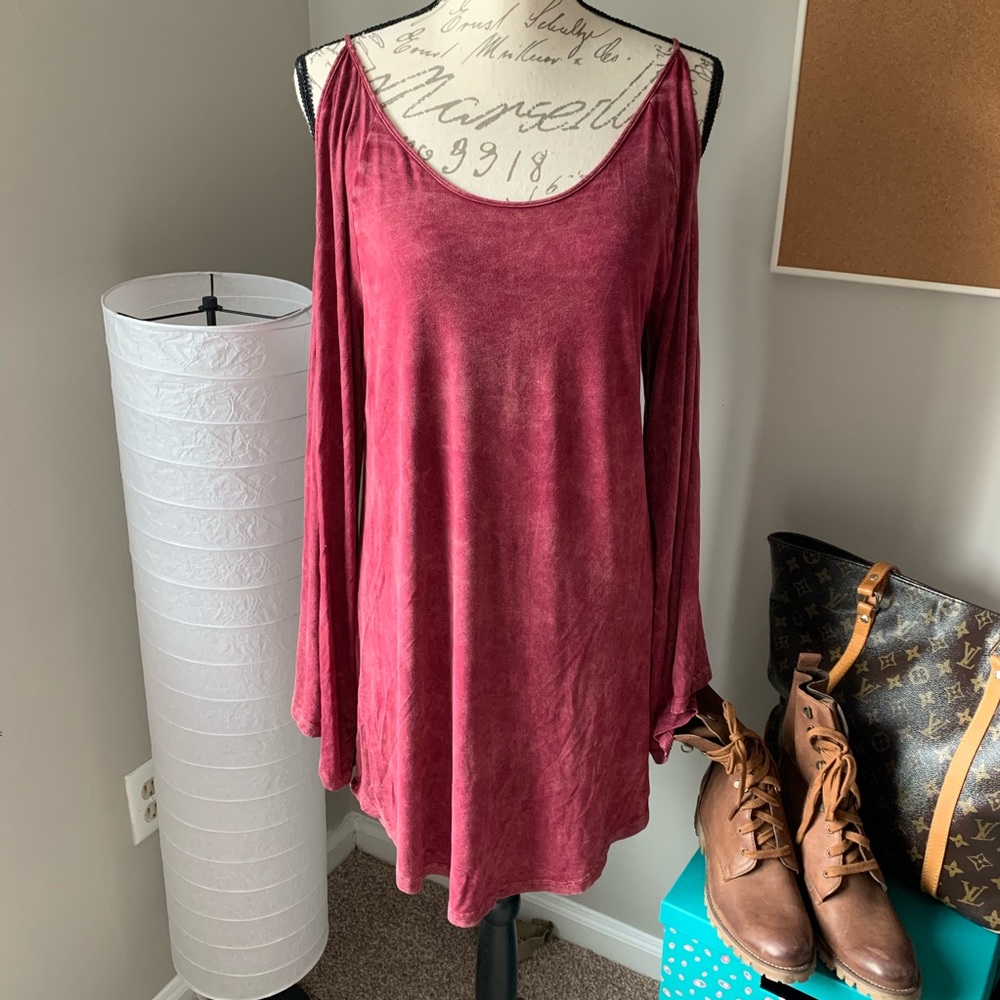 Super cute dress.